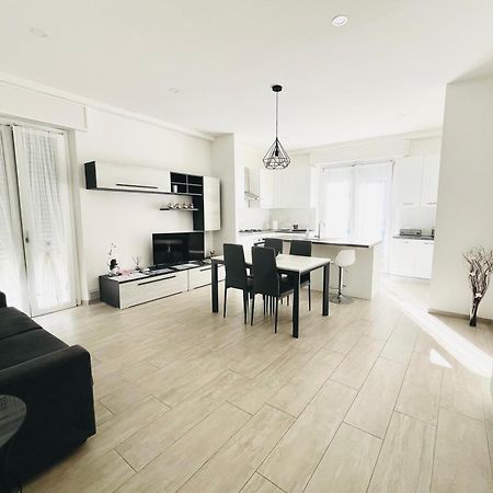 Marina Centro Harbor Apartment Rimini Zewnętrze zdjęcie