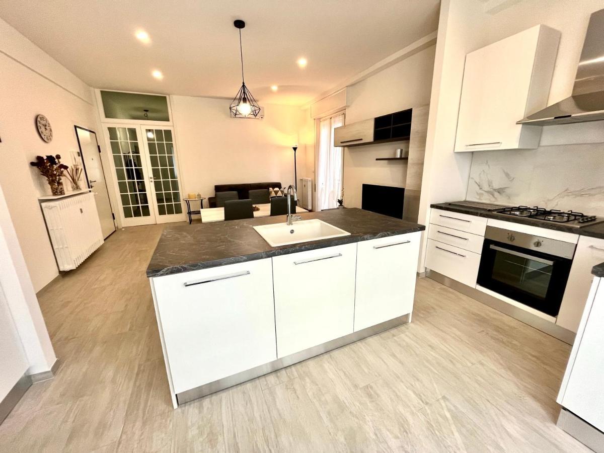 Marina Centro Harbor Apartment Rimini Zewnętrze zdjęcie